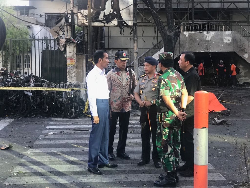 Pernyataan Presiden Joko Widodo Tentang Serangan Bom Bunuh Diri di Surabaya
