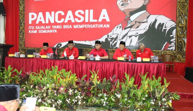 Masyarakat Demo Kejari Pamekasan, Tuntut Kejelasan Tiga Dugaan Kasus Korupsi