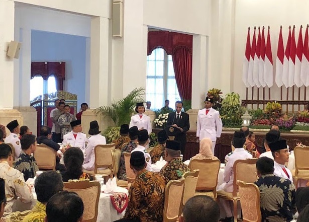 Jokowi: Generasi Muda Harus Bekerja Keras