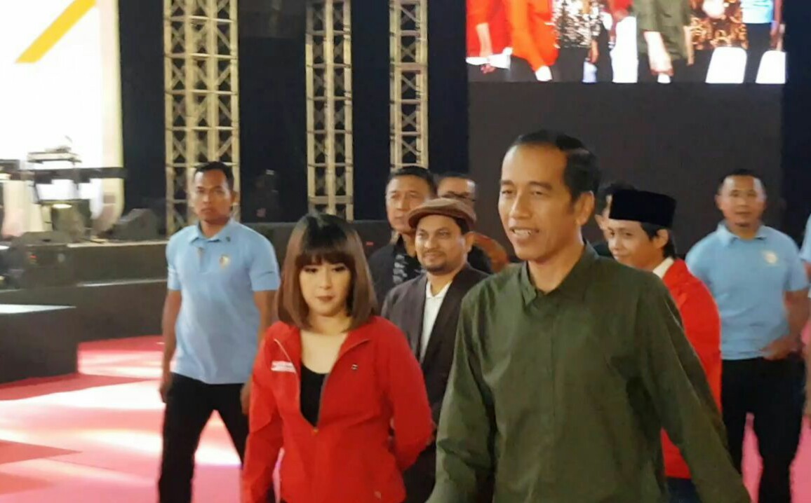 Titik Terang Itu Bernama Joko Widodo