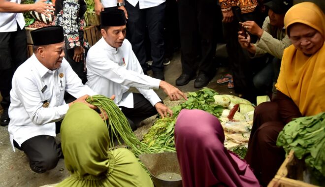 Warga Probolinggo Resah, Pocong Bersajam Berkeliaran di Area Pemakaman