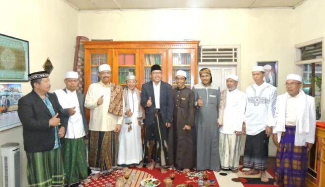 Warga Probolinggo Resah, Pocong Bersajam Berkeliaran di Area Pemakaman