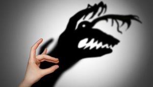 Masyarakat Demo Kejari Pamekasan, Tuntut Kejelasan Tiga Dugaan Kasus Korupsi