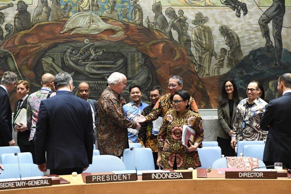 Keindahan Batik Hiasi Sidang Dewan Keamanan PBB