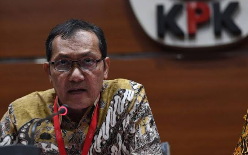 Saut Nyatakan Mundur dari Pimpinan KPK