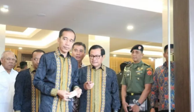 Masyarakat Demo Kejari Pamekasan, Tuntut Kejelasan Tiga Dugaan Kasus Korupsi