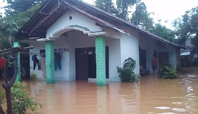 Masyarakat Demo Kejari Pamekasan, Tuntut Kejelasan Tiga Dugaan Kasus Korupsi