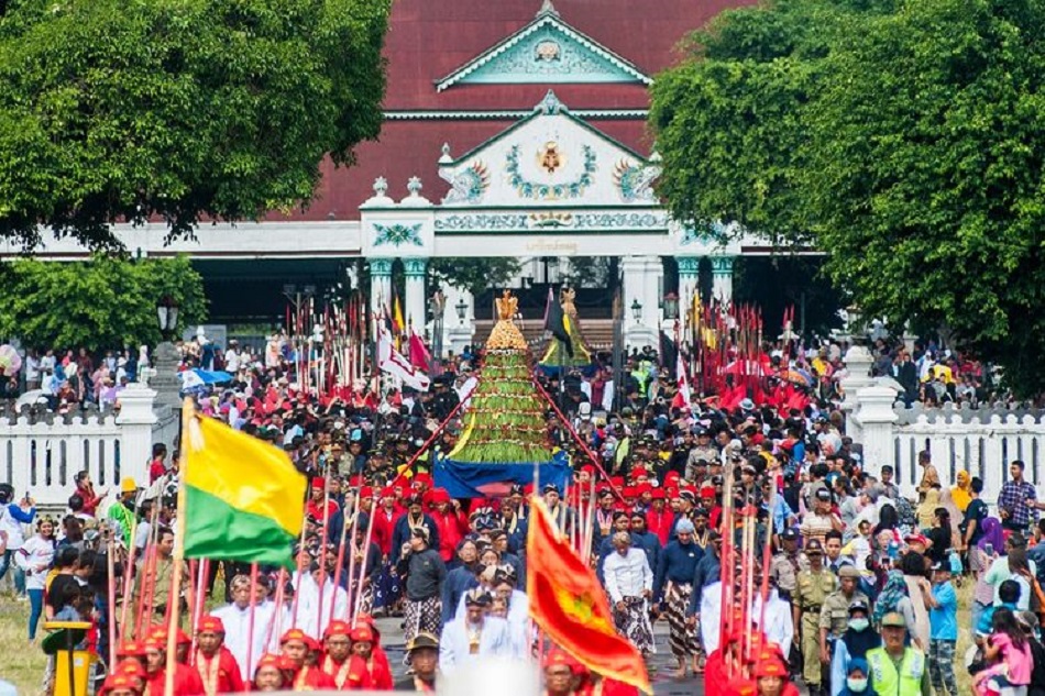 Ilustrasi pelaksanaan tradisi Islam di Keraton Yogyakarta © Kompas