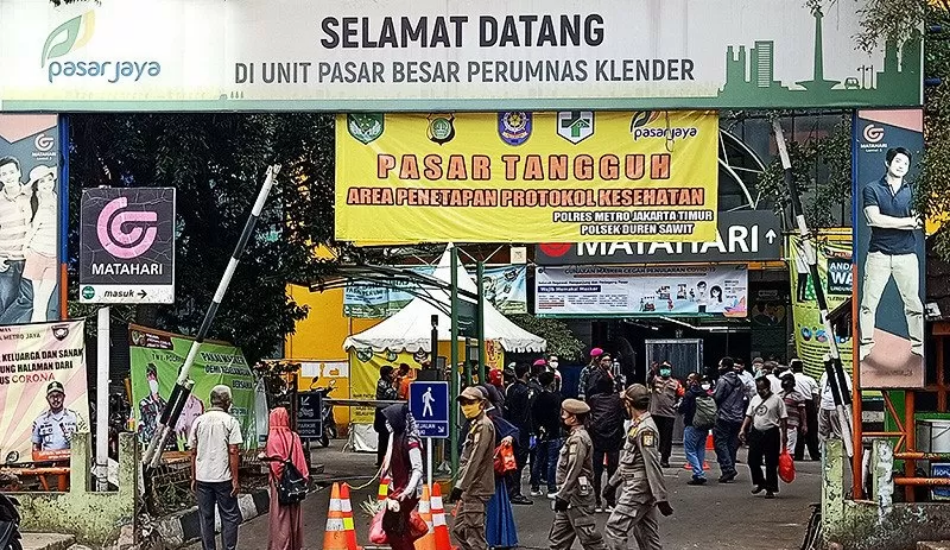 918 Personel Satpol PP Tertibkan Pelaksanaan Protokol Kesehatan di Pasar Ibu Kota