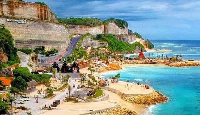 SPPG Asemdoyong 3 Taman Salurkan 150 Paket Sembako bagi Korban Banjir di Balaidesa Limbangan Ulujami