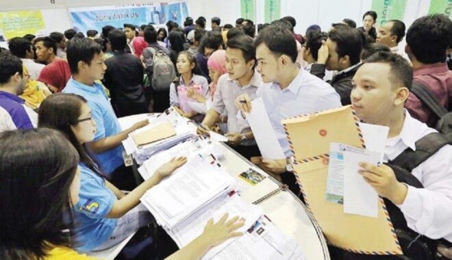 Masyarakat Demo Kejari Pamekasan, Tuntut Kejelasan Tiga Dugaan Kasus Korupsi