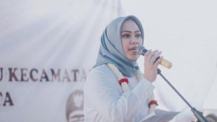 Pasangan Cellica Nurrachadiana-Aep Saepuloh Menang Telak