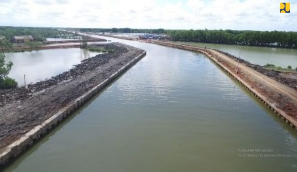 Pembangunan Tanggul 7,2 Km di Pekalongan Telah Rampung