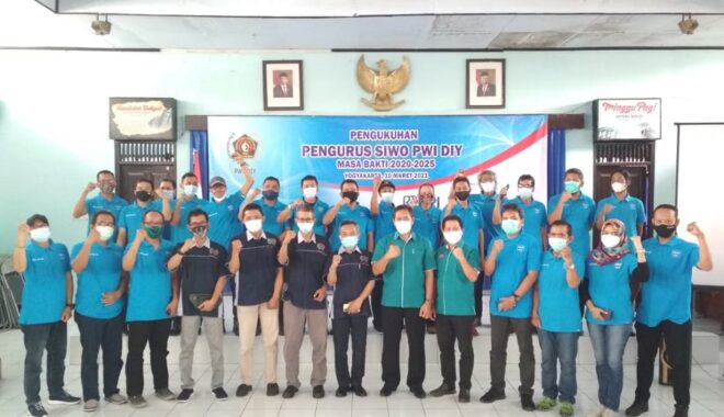 Warga Probolinggo Resah, Pocong Bersajam Berkeliaran di Area Pemakaman
