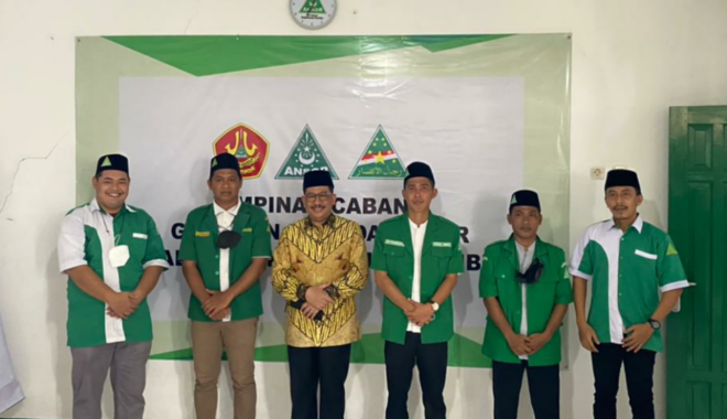 Warga Probolinggo Resah, Pocong Bersajam Berkeliaran di Area Pemakaman
