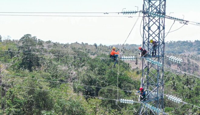 Masyarakat Demo Kejari Pamekasan, Tuntut Kejelasan Tiga Dugaan Kasus Korupsi