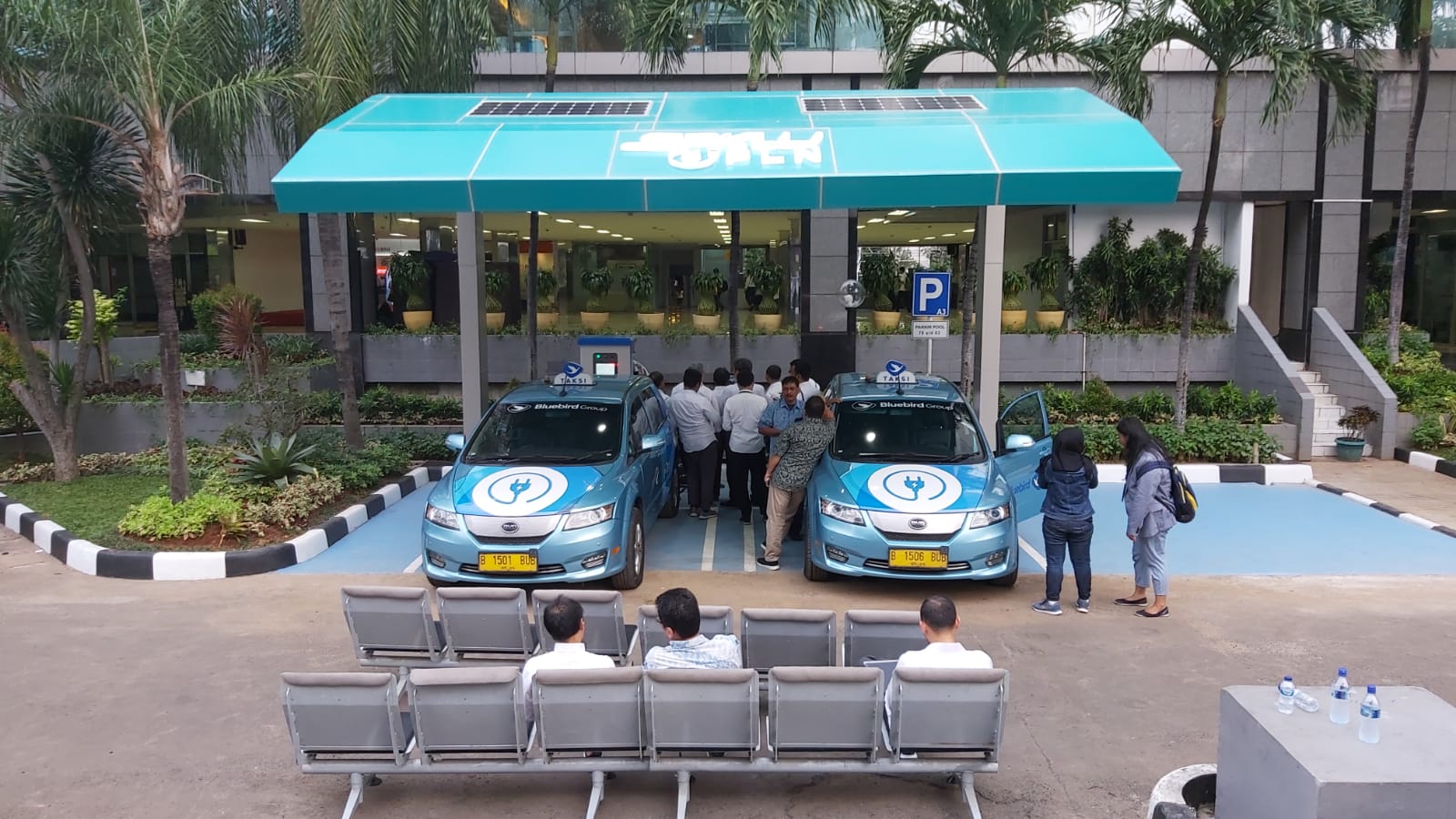 Sambut Insentif PPnBM, PLN Siapkan Infrastruktur hingga Diskon Tarif Isi Daya Mobil Listrik