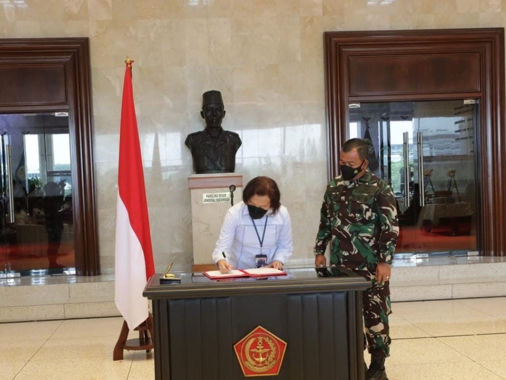 PLN sebagai penyedia layanan listrik negara dengan aset terbesar, sangat membutuhkan dukungan pengamanan dari TNI. (Foto: PLN/Serikat News)