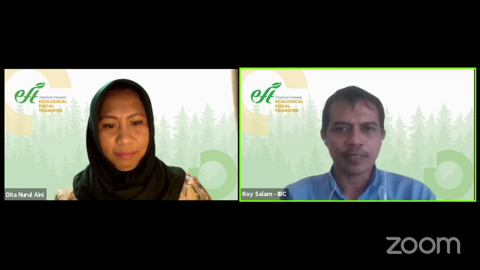 Roy Salam saat menjadi pembicara pada Festival EFT, Senin (15/11). (Foto: Ist/Serikat News)