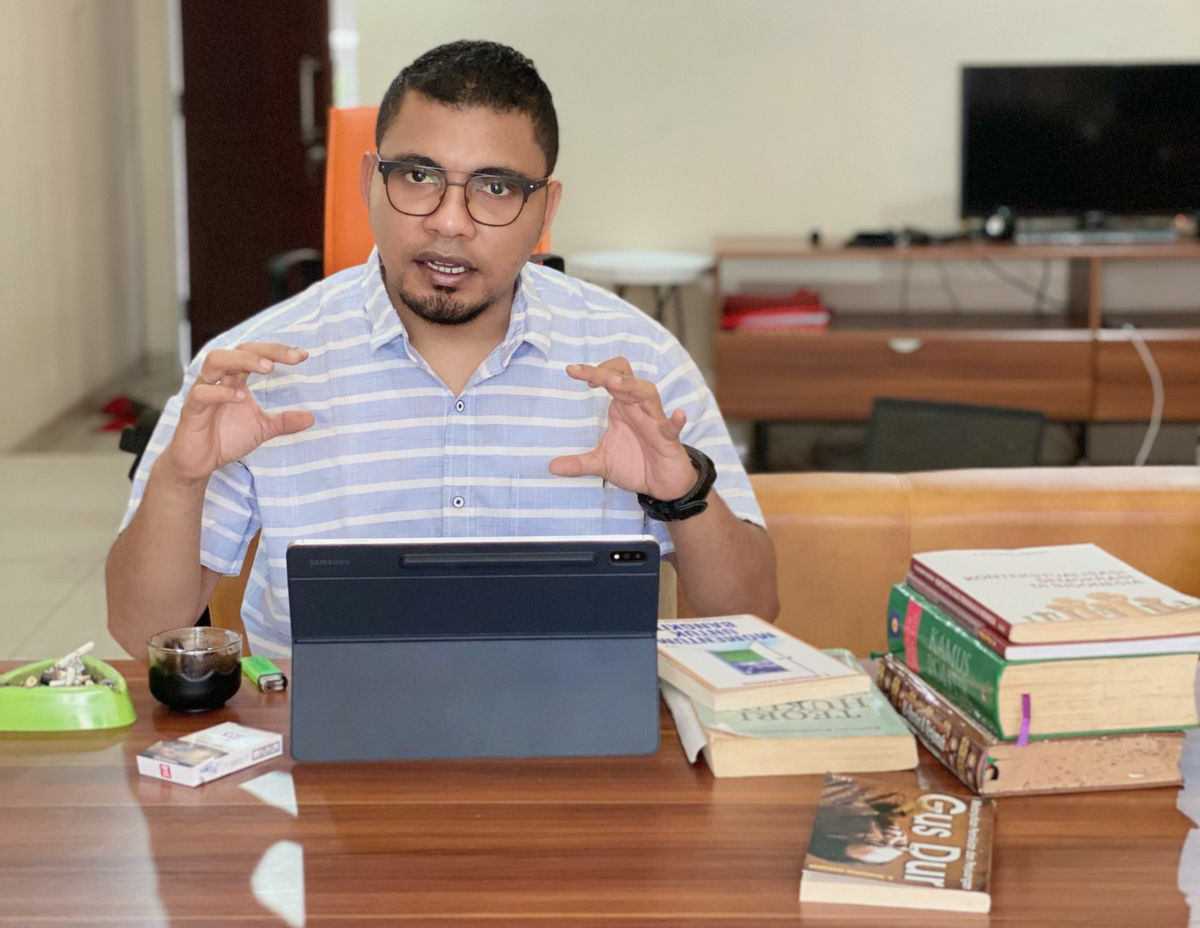 ICS: Pengusaha di Pusaran Politik Kekuasaan