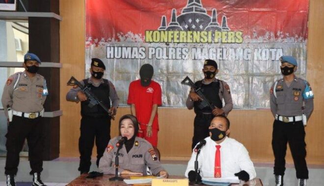Warga Probolinggo Resah, Pocong Bersajam Berkeliaran di Area Pemakaman