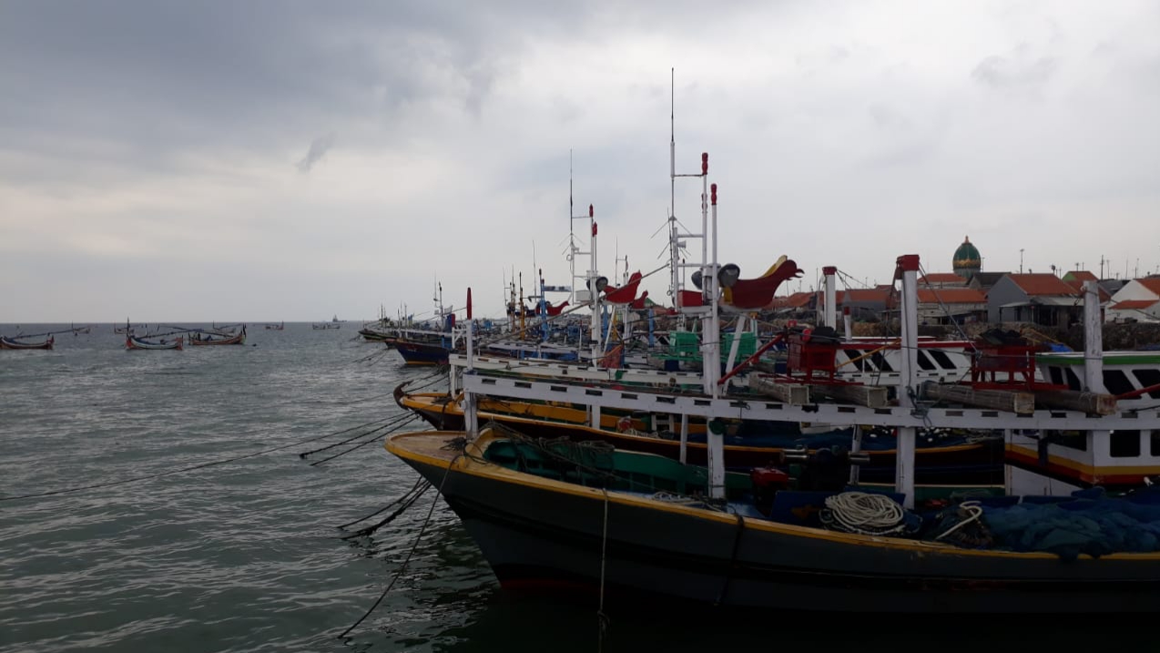 Cuaca yang tidak berdampak negatif terhadap pengahasilan nelayan di Kabupaten Sampang Madura. (Foto: Diwan/Serikat News) 