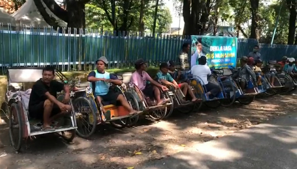 Foto: Asosiasi Kuli dan Tukang Becak Jatibarang Deklarasi dukungan ‘Gus Muhaimin Presiden 2024’.