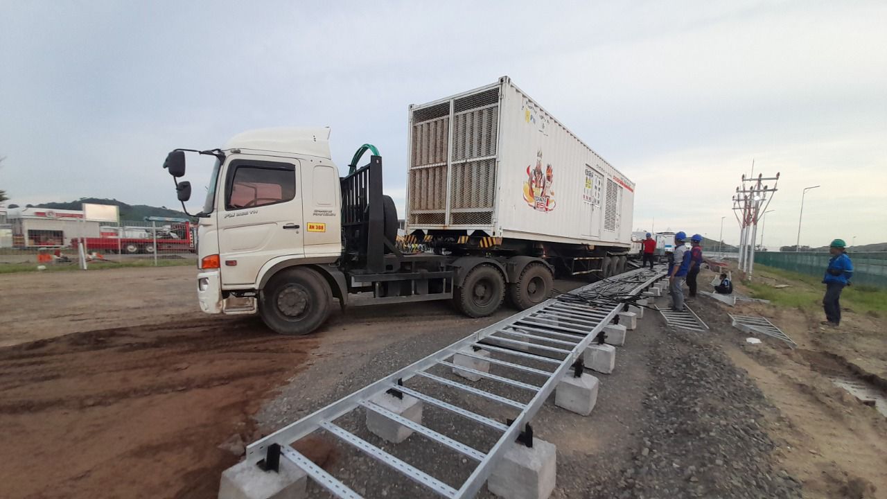 
komitmen PLN mendukung gelaran MotoGP Mandalika telah dibuktikan dengan menyelesaikan instalasi utama sejak Oktober tahun lalu, sementara persiapan backup instalasi digelarnya MotoGP Mandalika telah rampung. (Dok, PLN)
