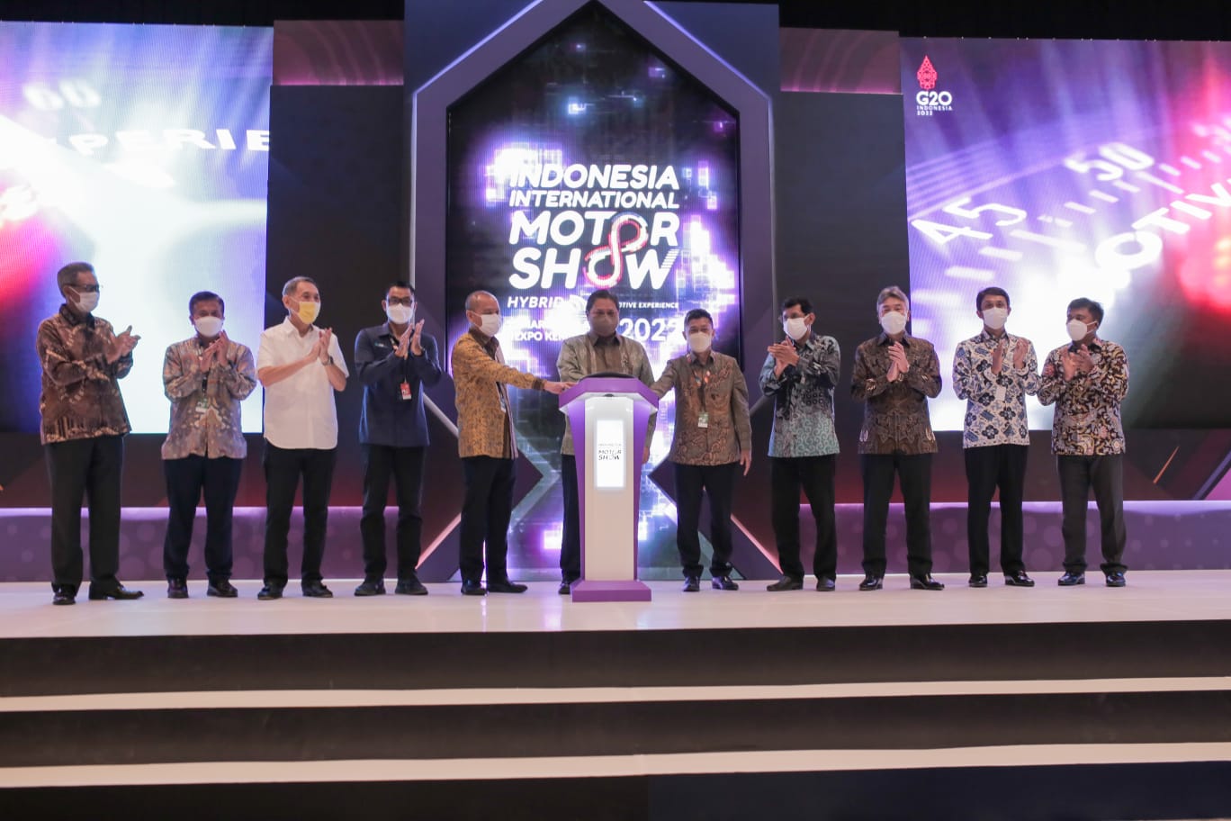 Mendukung industri mobil listrik di Indonesia, PLN telah menyiapkan segala infrastruktur kelistrikan dan pasokan listrik yang cukup. (Dok. PLN)
