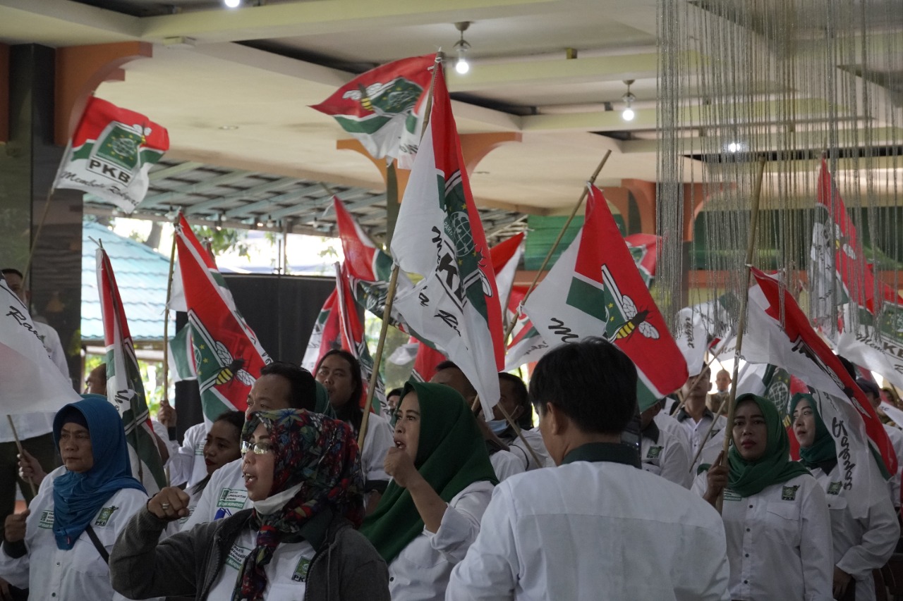 Sejumlah anggota Partai PKB menggelar acara sosialisasi dan deklarasi dukungan kepada Gus Muhaimin. (Foto: Serikatnews.com)