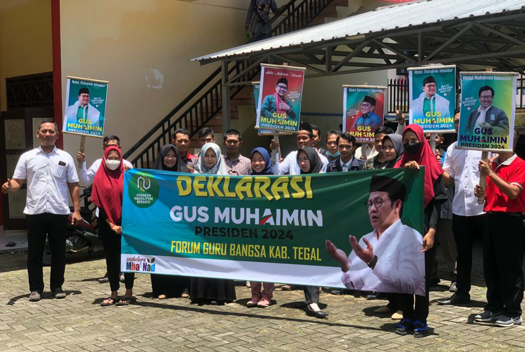 Foto: Forum Guru Bangsa di Kabupaten Tegal, Jawa Tengah, mendeklarasikan dukung Gus Muhaimin