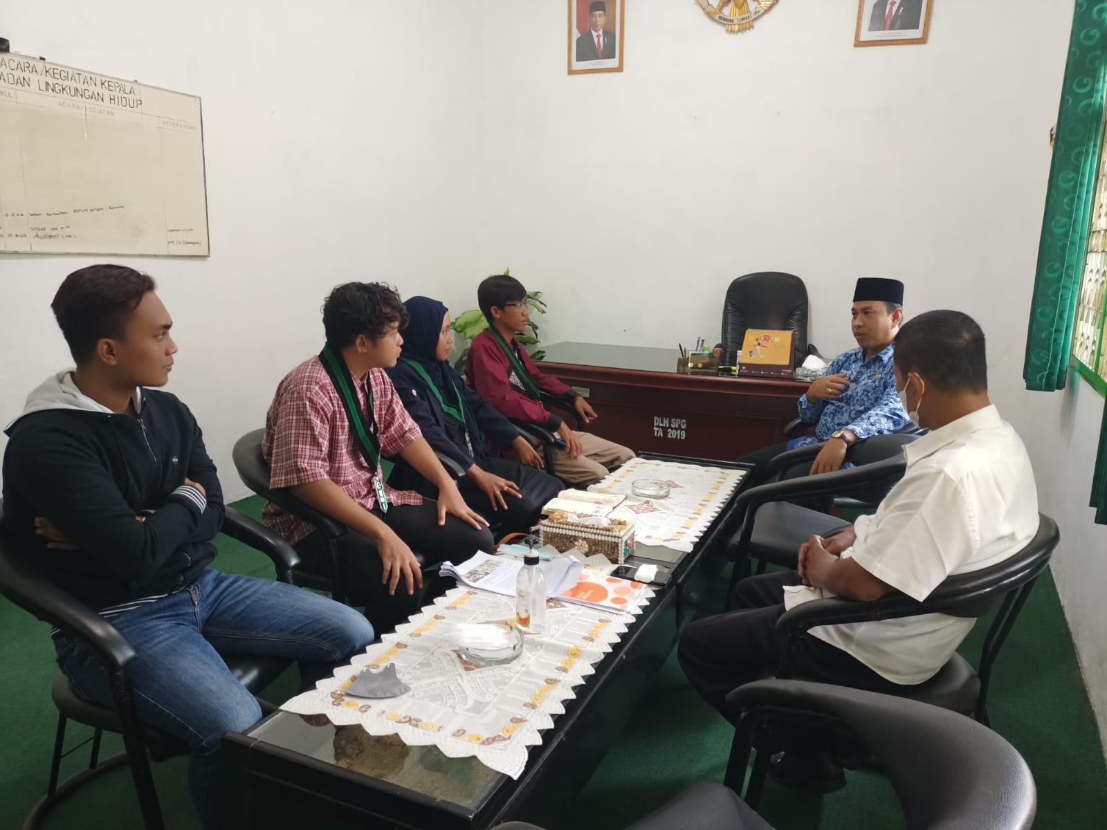 Sampah Menumpuk, HMI Cabang (P) Sampang Datangi Dinas Lingkungan Hidup