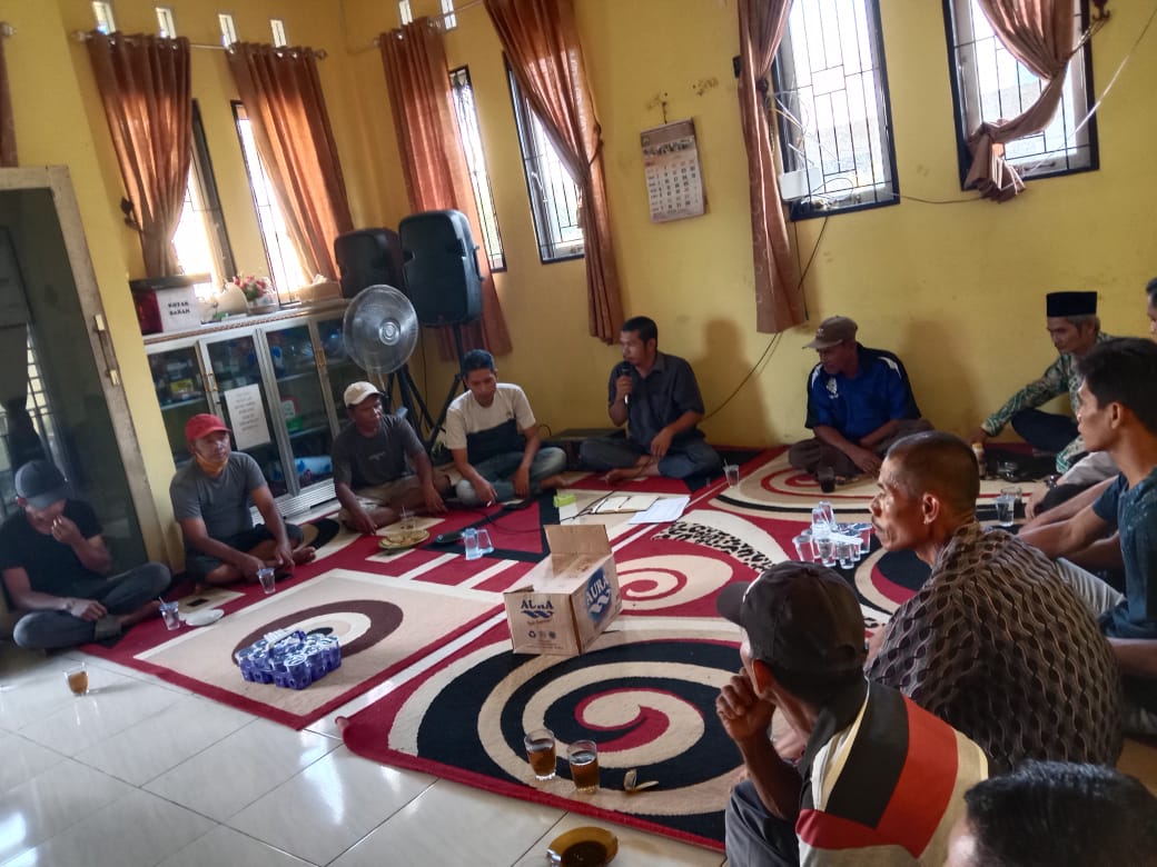Musyawarah pembentukan kepengurusan penyedia air bersih di Kantor Pembakal Desa Babai, Jumat (13/5)(IST)