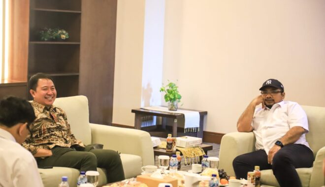 Masyarakat Demo Kejari Pamekasan, Tuntut Kejelasan Tiga Dugaan Kasus Korupsi