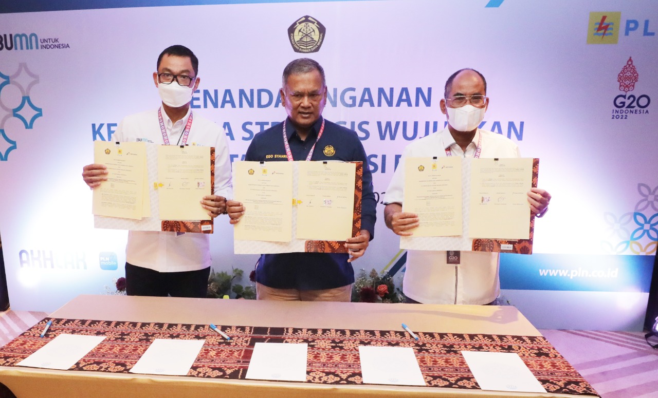 Program konversi motor bbm ke motor listrik ini dilakukan dalam upaya bersama mencapai target net zero emission. (FOTO/PLN)