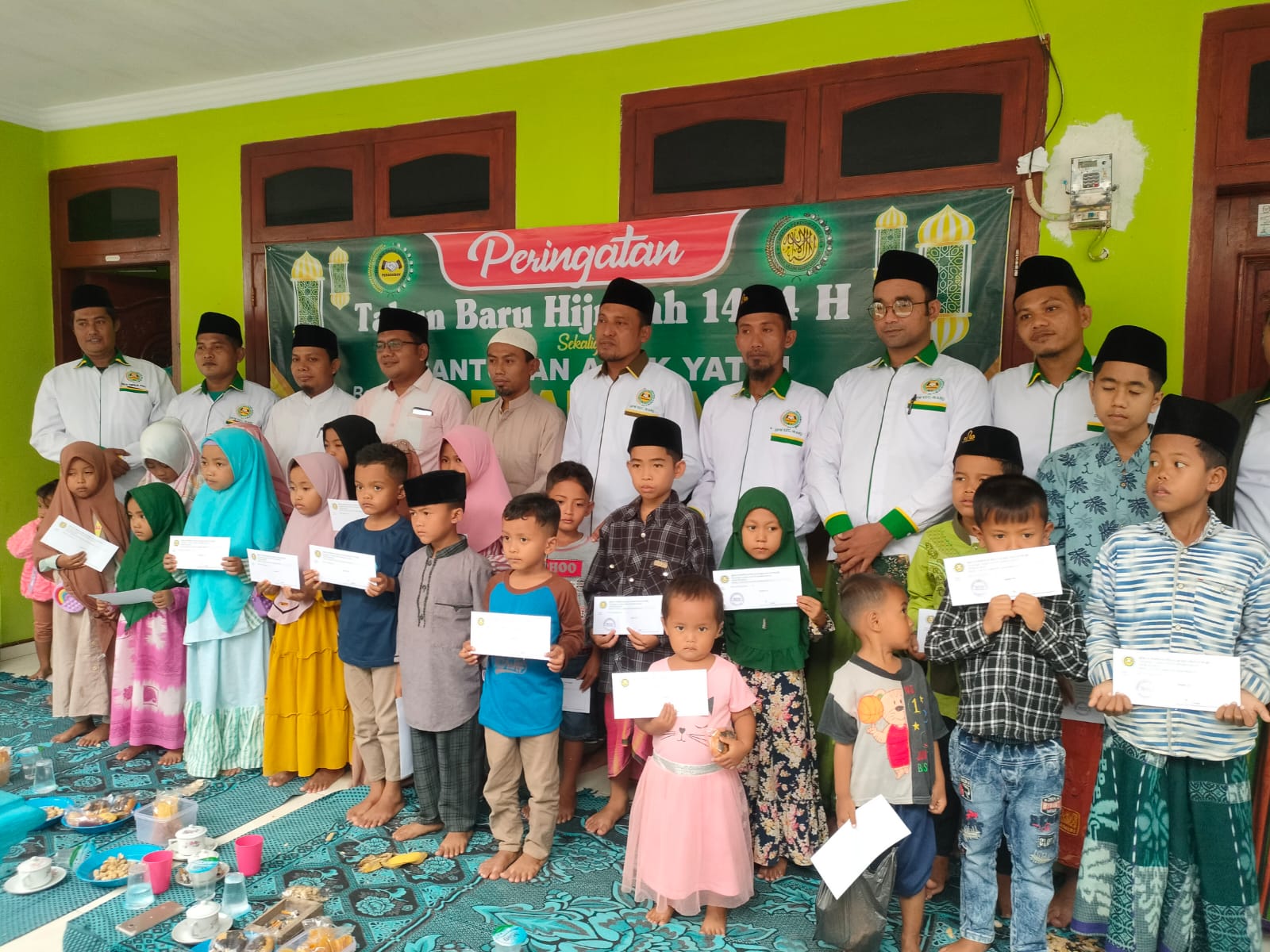 DPW Peradaban Waru saat kegiatan Santunan Anak Yatim. (Foto: Noval/Serikat News) 