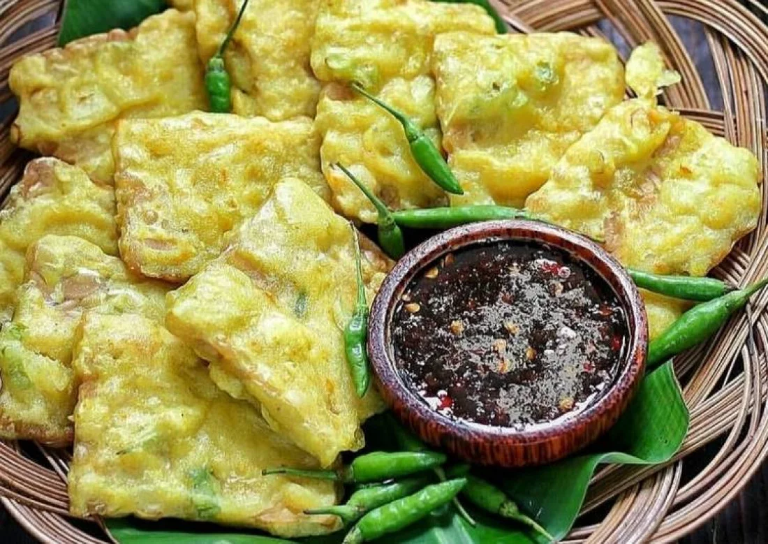 Mendoan, salah satu makanan khas Purwokerto. (Foto: Istimewa) 