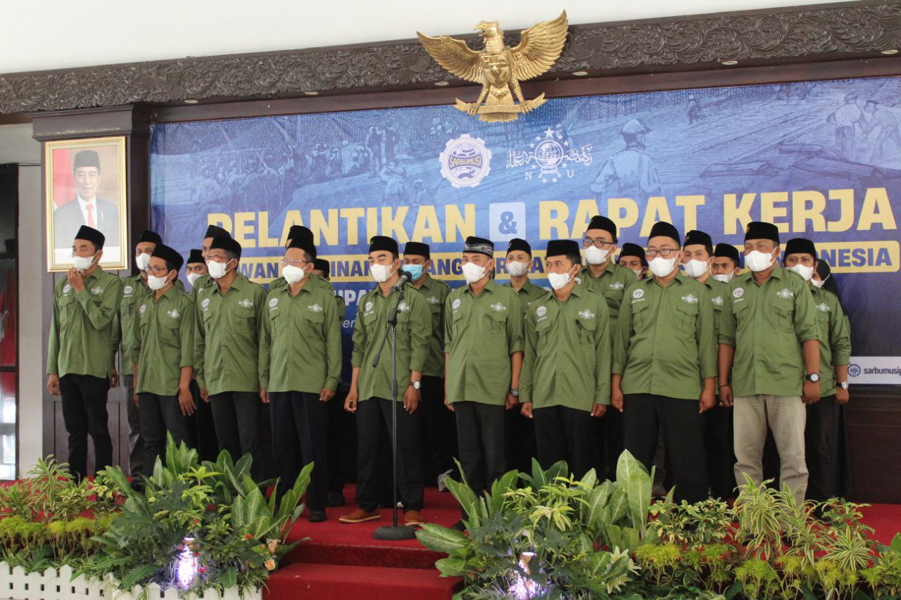 Pelantikan Dewan Pimpinan Cabang (DPC) Serikat Buruh Muslimin Indonesia (Sarbumusi) Kabupaten Probolinggo, Rabu (21/9/2022). (Foto: Mafa/Serikat News)