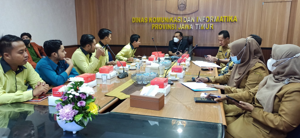 Pengurus Rumah Aspirasi 19 gelar audiensi dengan Dinas Komunikasi dan Informatika (Diskominfo) Provinsi Jawa Timur, Senin (3/10/2022). (Foto: Istimewa) 