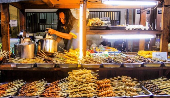 Masyarakat Demo Kejari Pamekasan, Tuntut Kejelasan Tiga Dugaan Kasus Korupsi