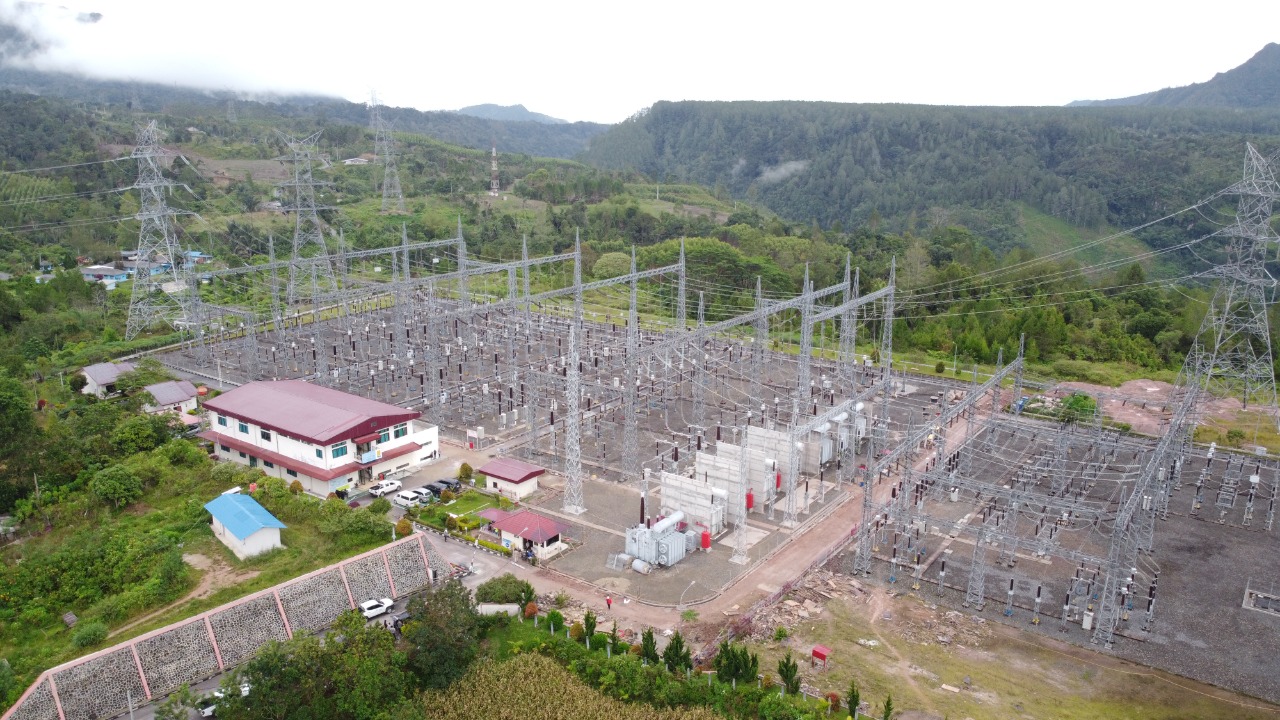 PLN menuntaskan pembangunan Gardu Induk Tegangan Ekstra Tinggi (GITET) berkapasitas 275 kiloVolt (kV) di Simangkuk, Toba, Sumatera Utara. (Foto: PLN) 