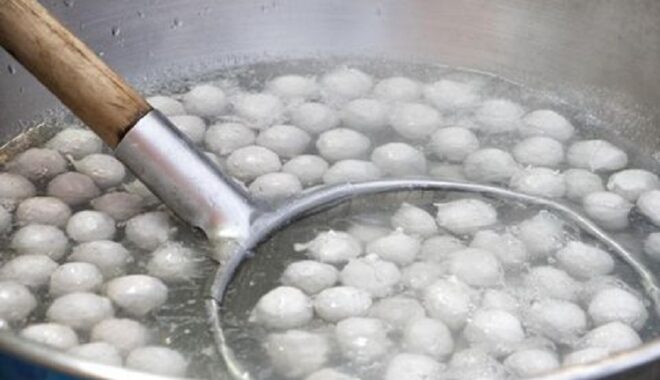 Masyarakat Demo Kejari Pamekasan, Tuntut Kejelasan Tiga Dugaan Kasus Korupsi