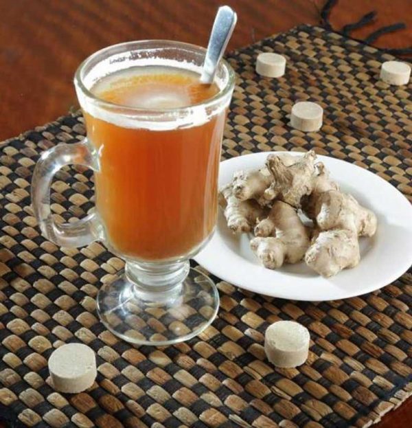 Segelas wedang serbat. (Foto: Jamupedia)