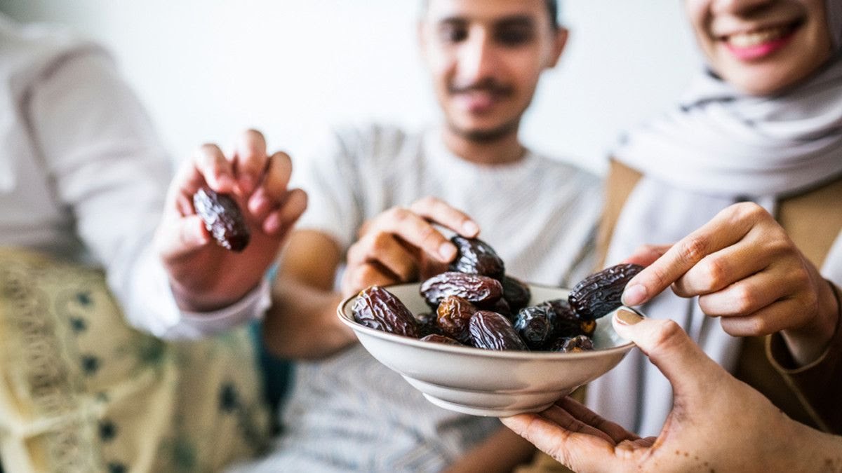 Kurma, salah satu makanan yang bisa cegah sembelit saat puasa. (Foto: Istimewa) 