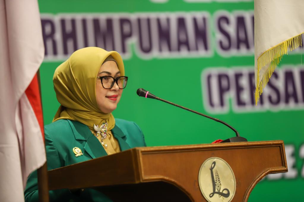 Siti Nur Azizah, Puteri Wakil Presiden RI KH Maruf Amin kembali membuat gebrakan dalam pergerakan ekonomi kerakyatan dengan meluncurkan Planet Talas Beneng.
