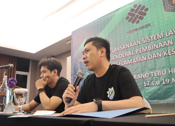 Ketua umum PP FSB Paranti Sarbumusi, Agus Syahputra dalam acara orientasi PP Paranti Sarbumusi di Grand Tebu Hotel Bandung, Jawa Barat, Minggu (19/3/2023). (Foto: Istimewa) 