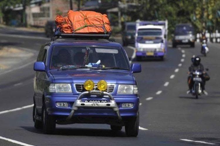 Ilustrasi mudik libur lebaran. (Foto: Kompas) 