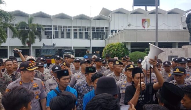Jadi Tersangka Kasus Penganiayaan, Kades dan Perangkat Desa di Probolinggo Tak Ditahan Karena 'Kooperatif'