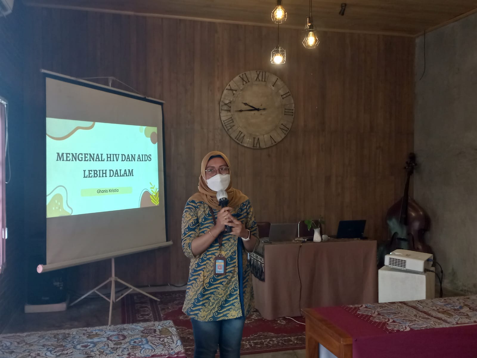 Pertemuan serial diskusi bertemakan Pertemuan Serial Jurnalis Mengenal HIV & AIDS Lebih Dalam. (Foto: Asy Syifa/Serikat News)