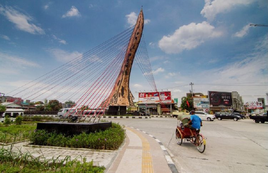 Tugu Keris Kota Solo. (Foto: Istimewa)